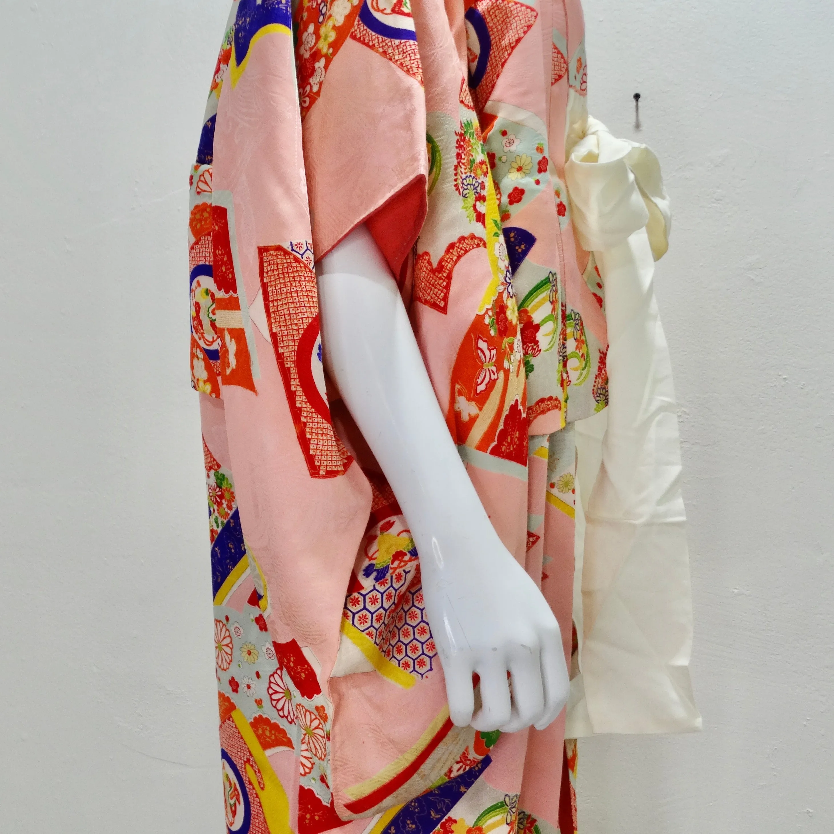 1970s Handmade Japanese Multicolor Silk Kimono