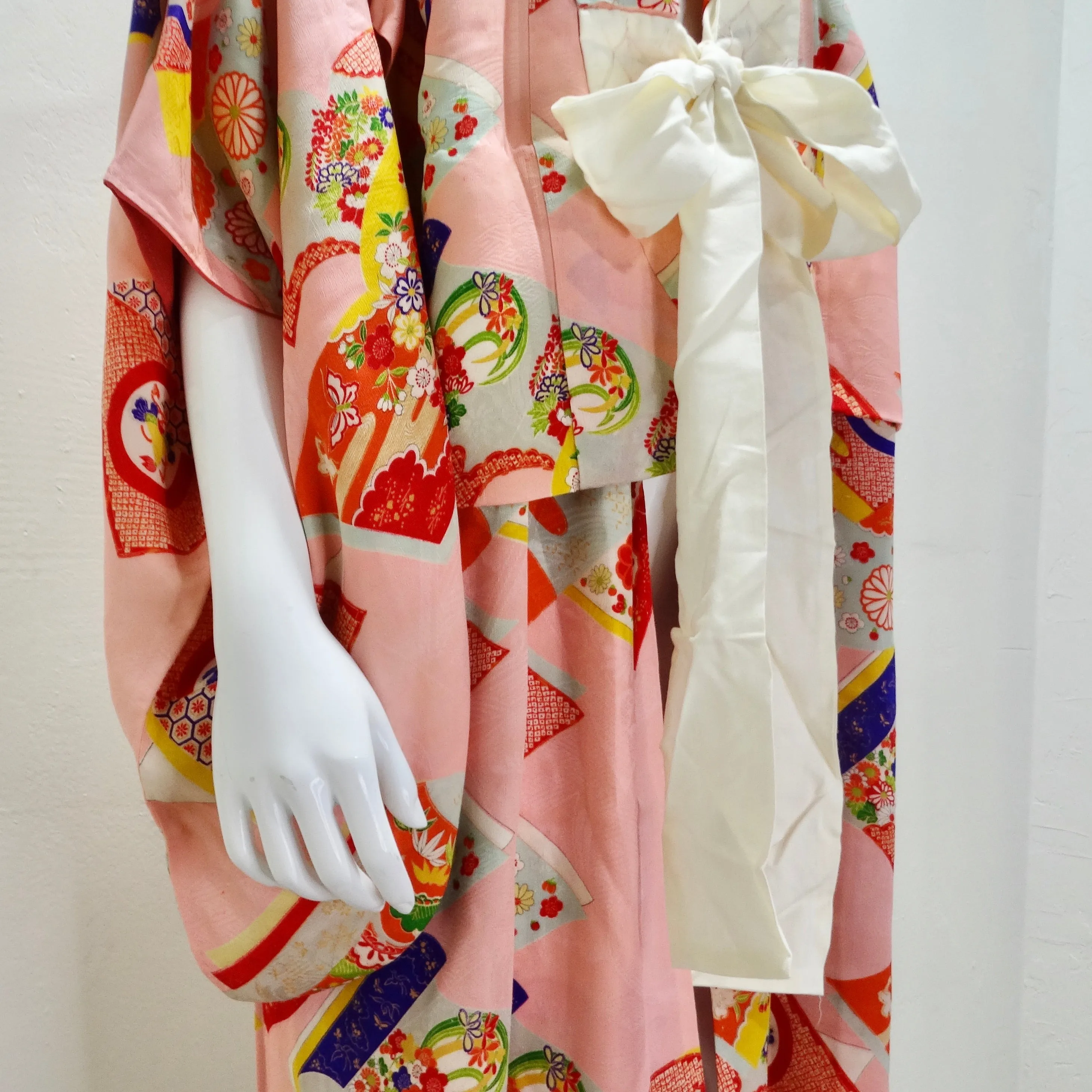1970s Handmade Japanese Multicolor Silk Kimono