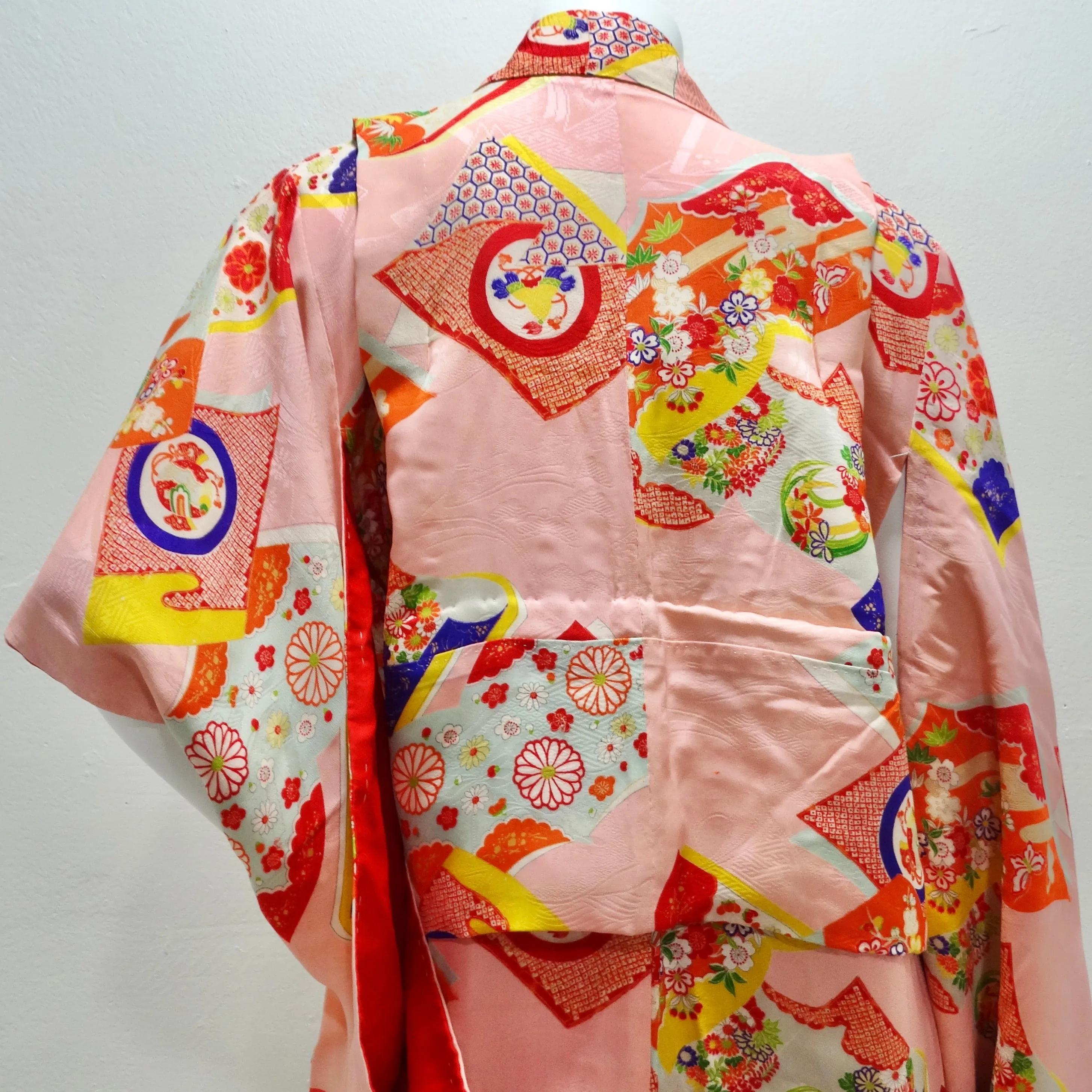 1970s Handmade Japanese Multicolor Silk Kimono