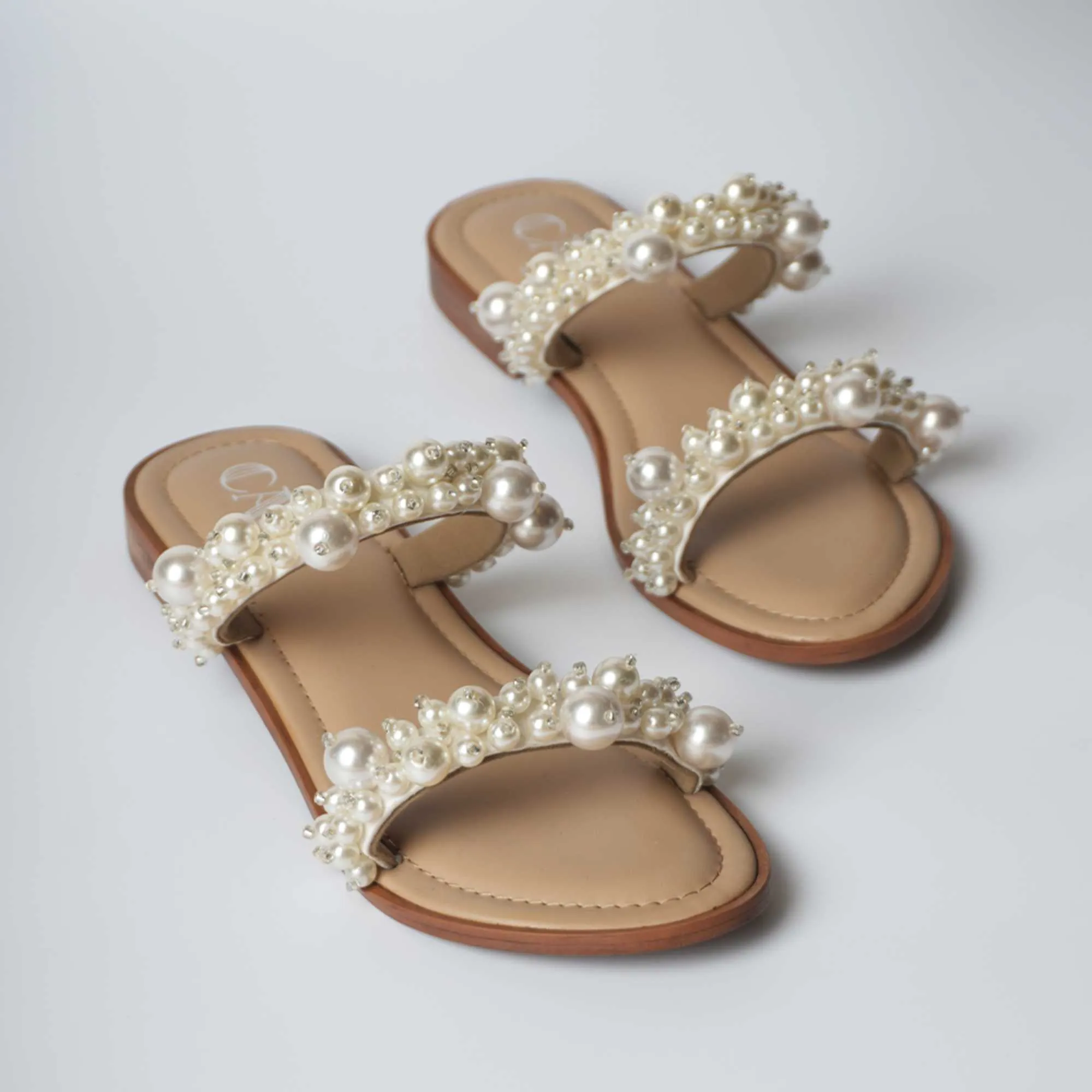 Pearl Essence Flats