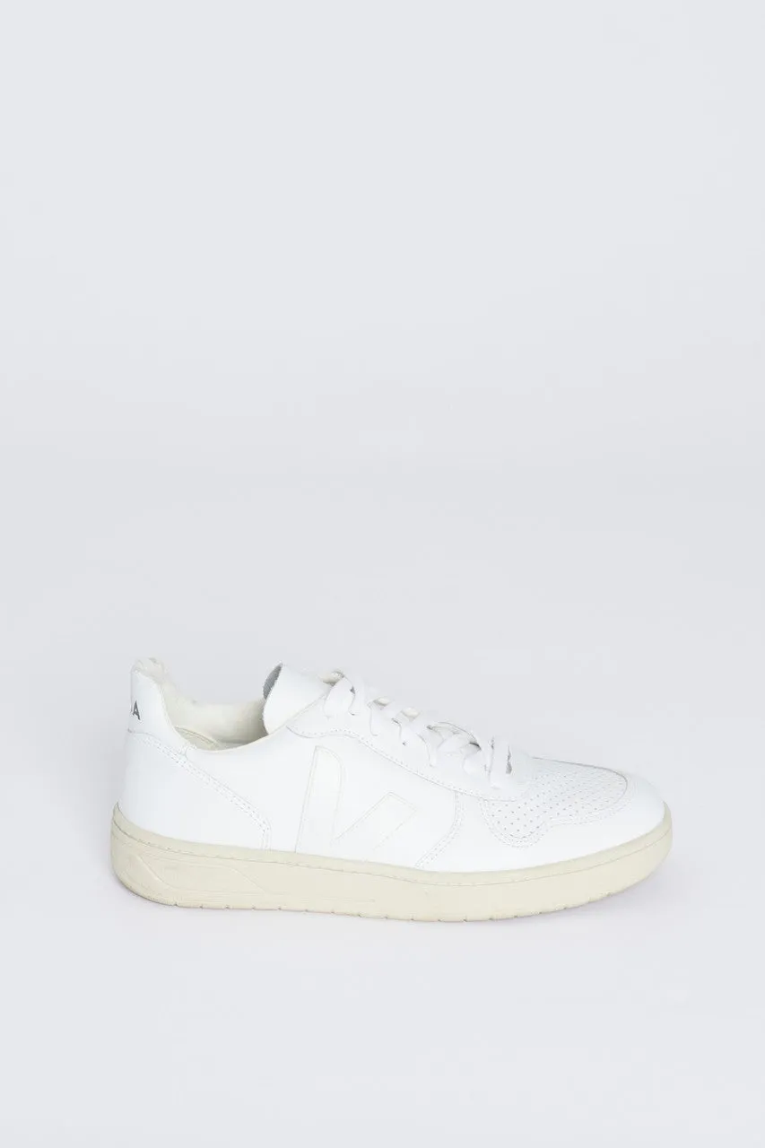 White Leather Preowned Trainers with Beige Sole